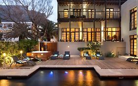 Hotel Derwent House  4*